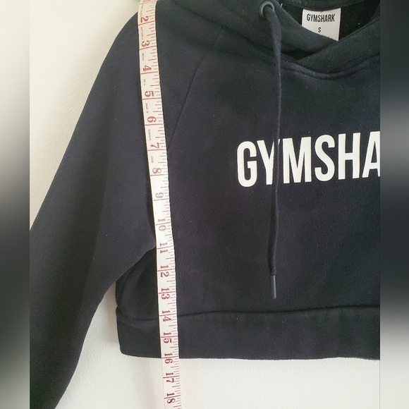 2/$35 Gymshark Cropped  Hoodie Black  Size S EUC - Picture 9 of 9